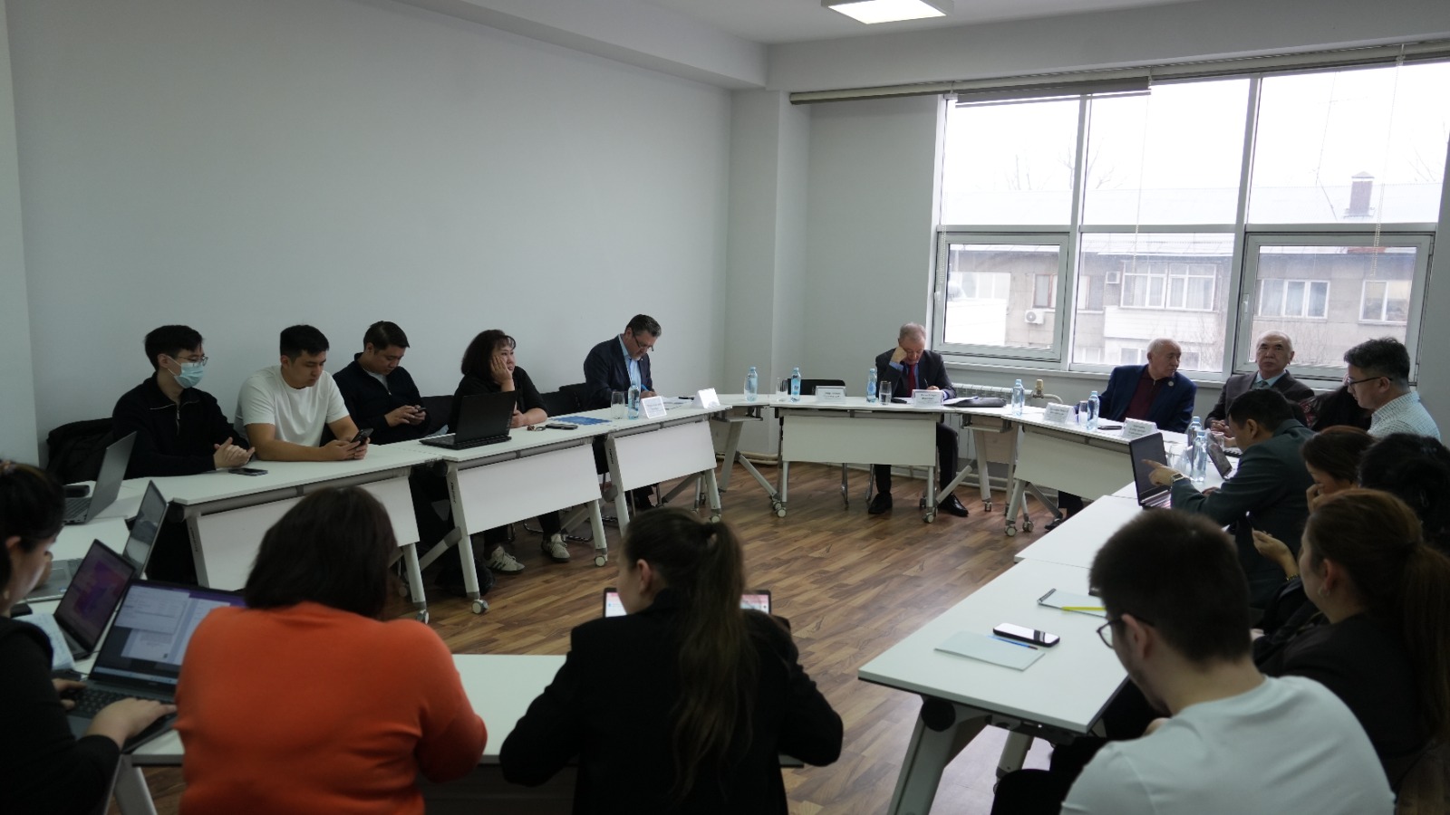 Научно-методический семинар на тему «Методология исследования конституционной реформы в Казахстане 2026 г. — качественно новый этап развития страны и науки».